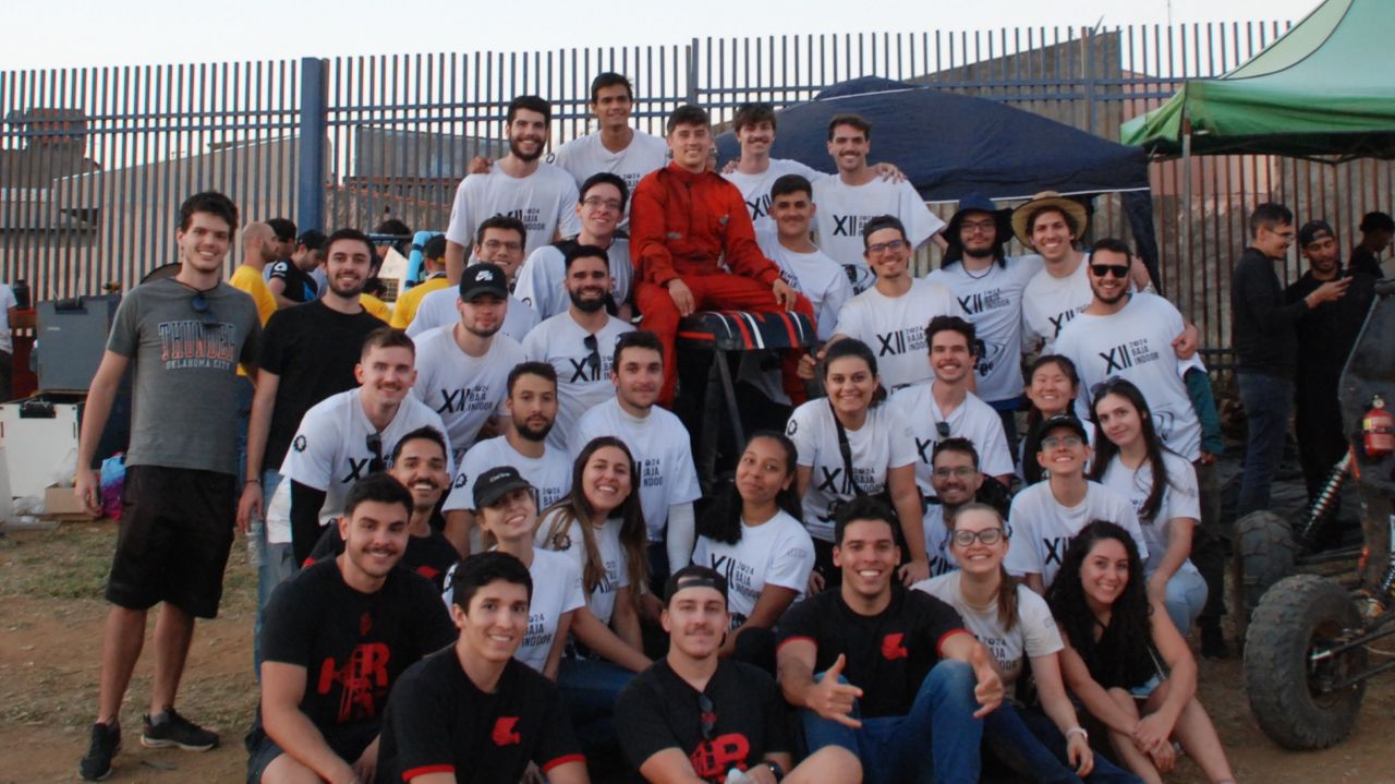 Foto em grupo da equipe